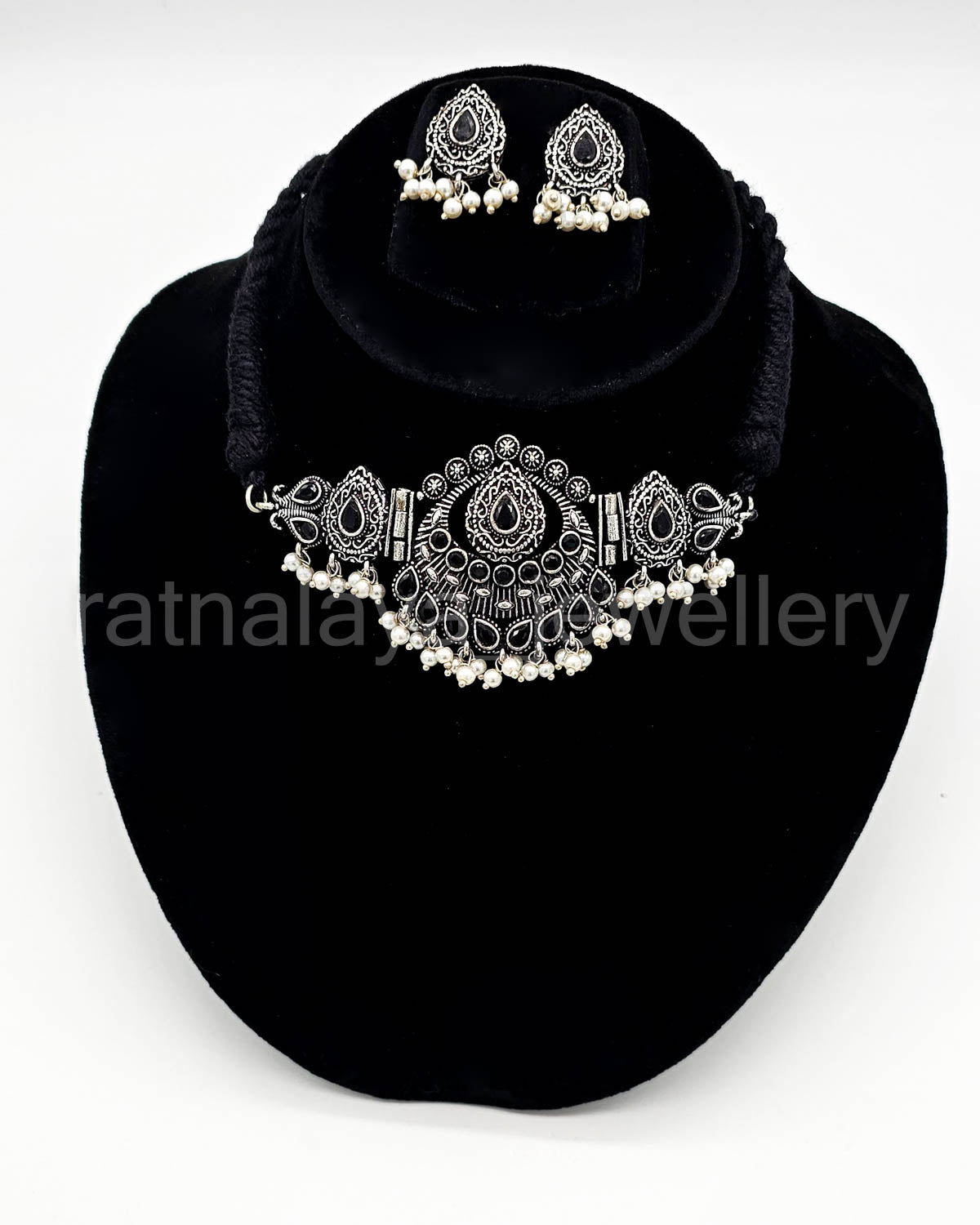 Oxidized Tilak Choker Set