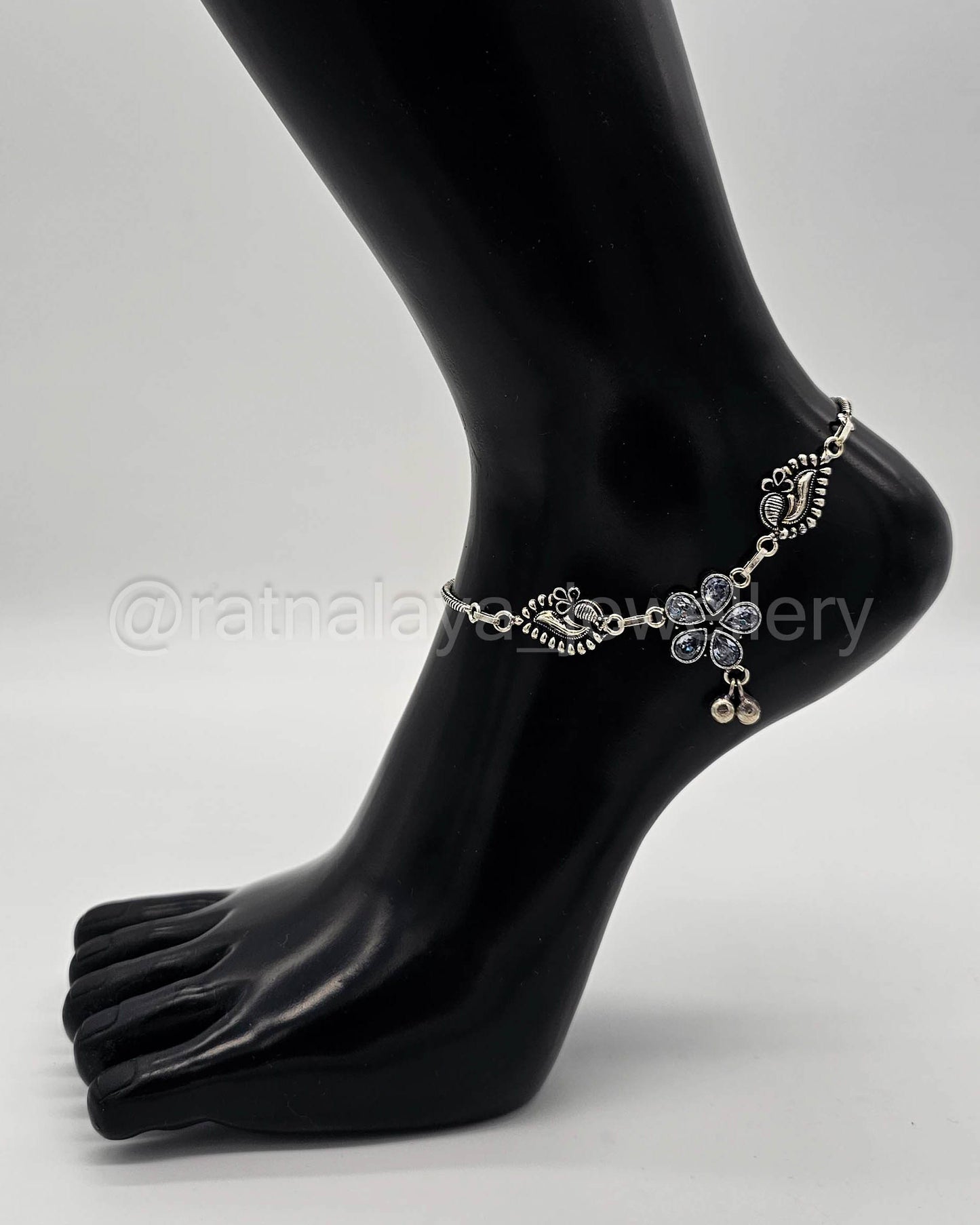 Oxidized Flower Anklets