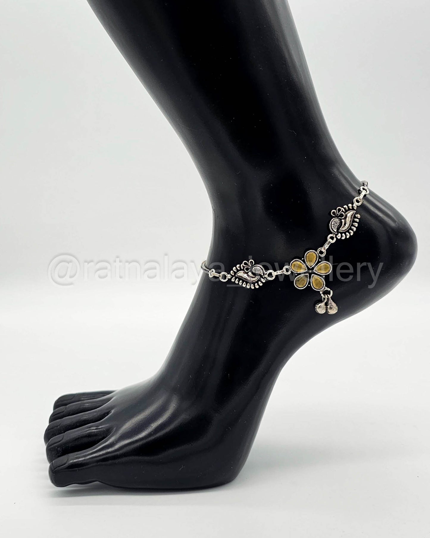 Oxidized Flower Anklets