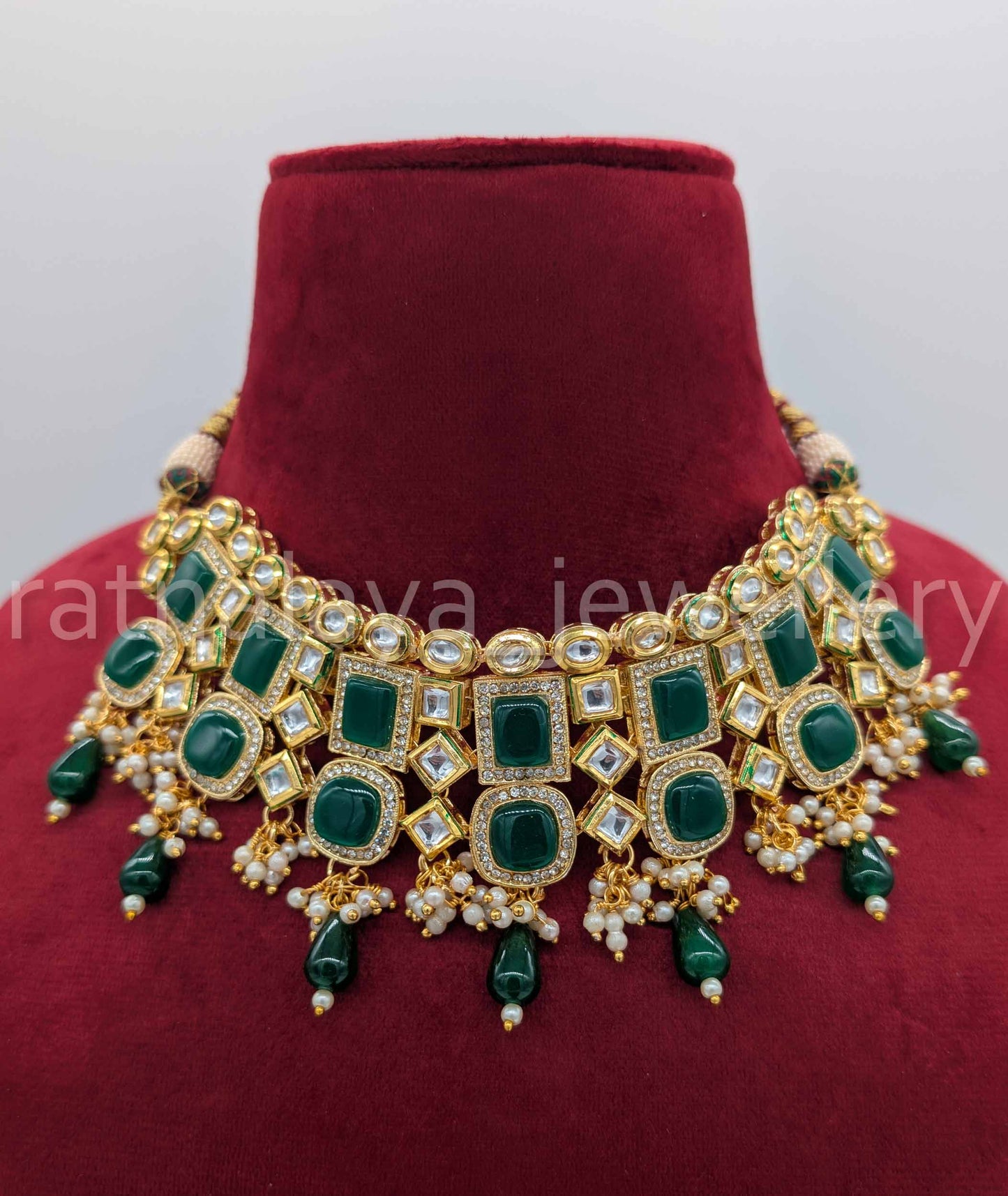 Large Tyani Choker Set