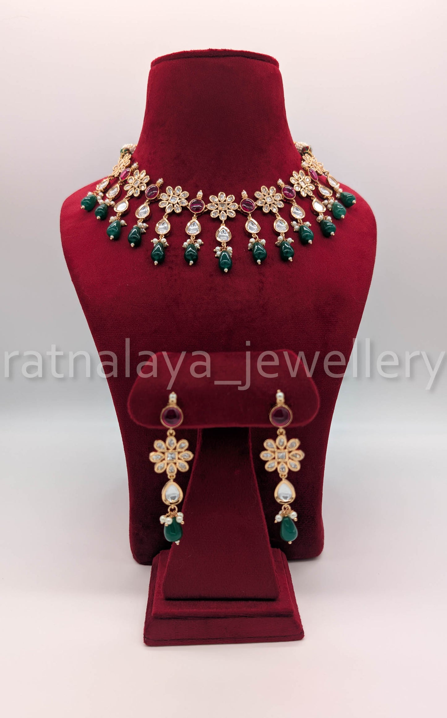 Gold-Plated Tyani Necklace Set