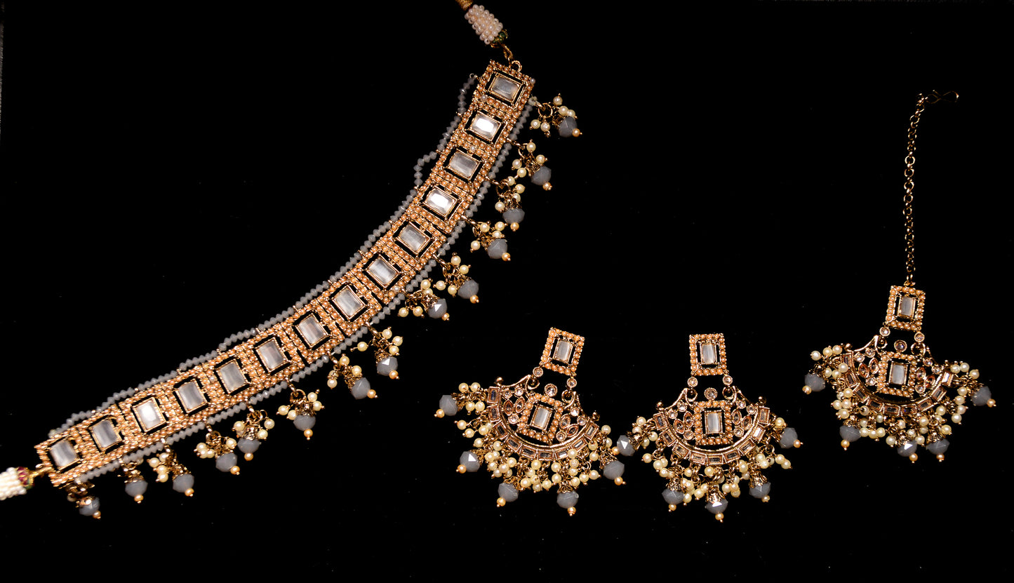 Reverse AD Necklace Set