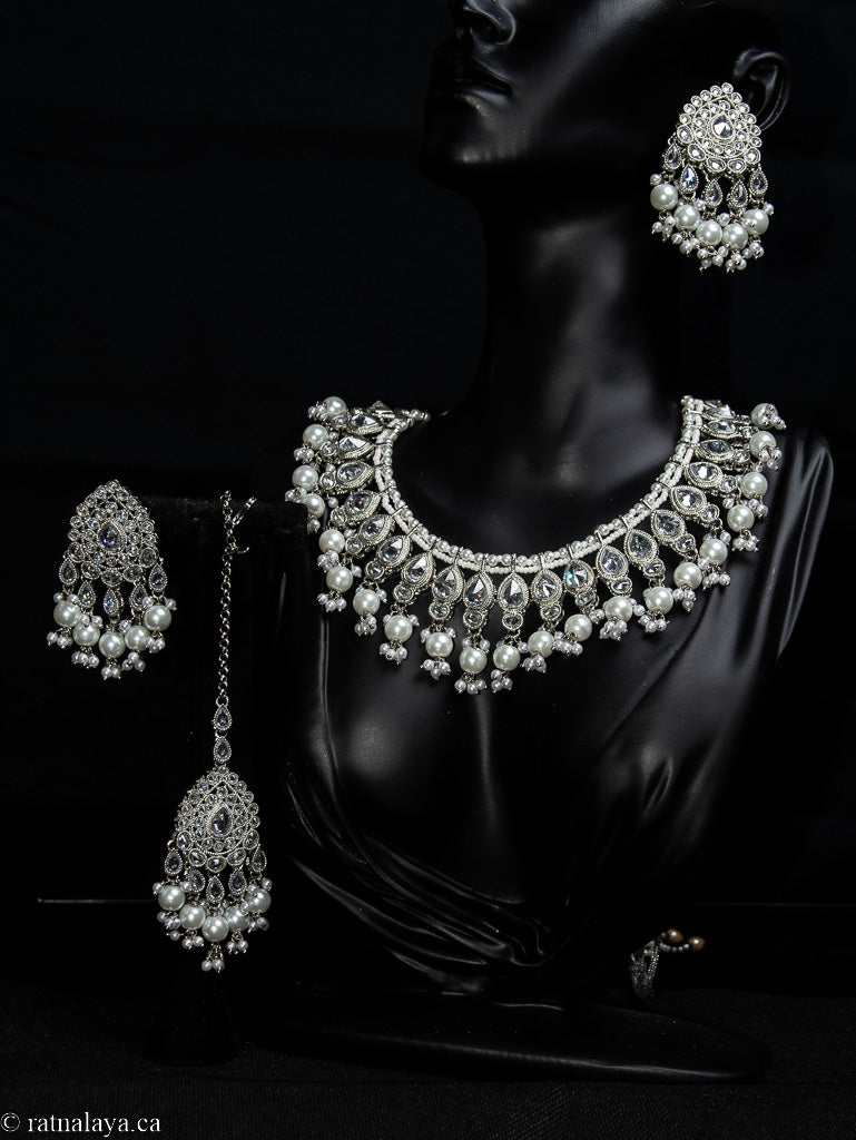 Reverse AD Necklace Set