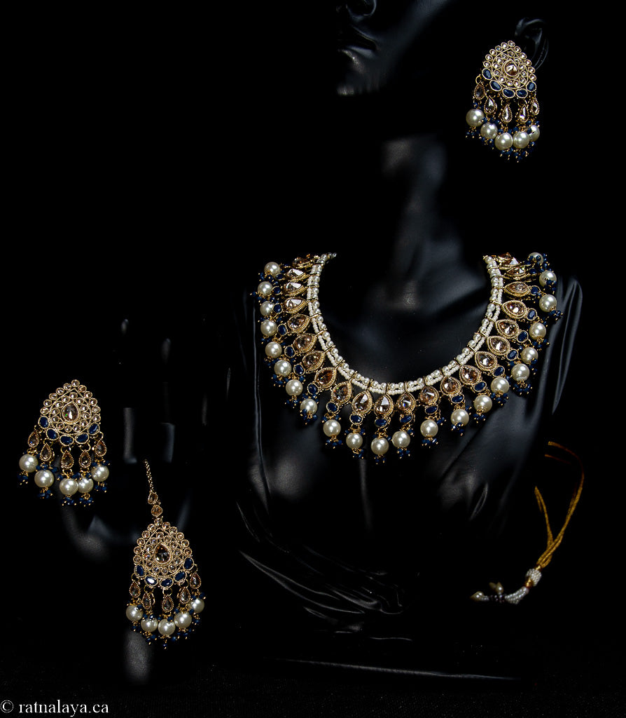 Reverse AD Necklace Set